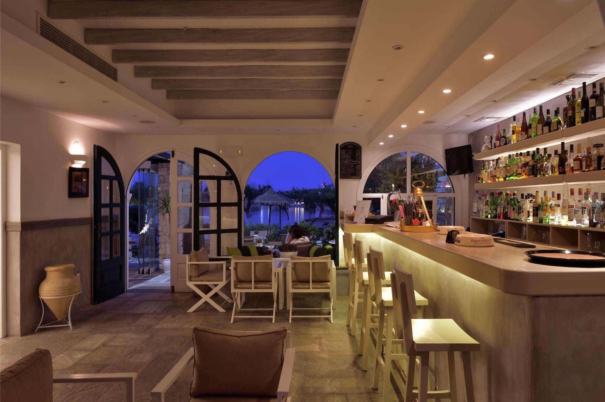 Hotel & Apartments Kalypso 纳乌萨 外观 照片