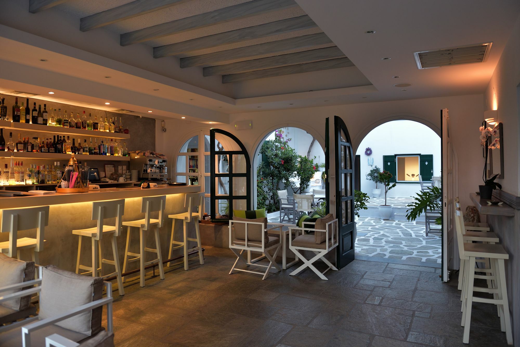 Hotel & Apartments Kalypso 纳乌萨 外观 照片
